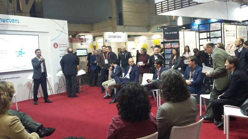 Torrent expone el modelo de Gestión Inteligente de Alumbrado Público en la Expo World Congreso Smart City