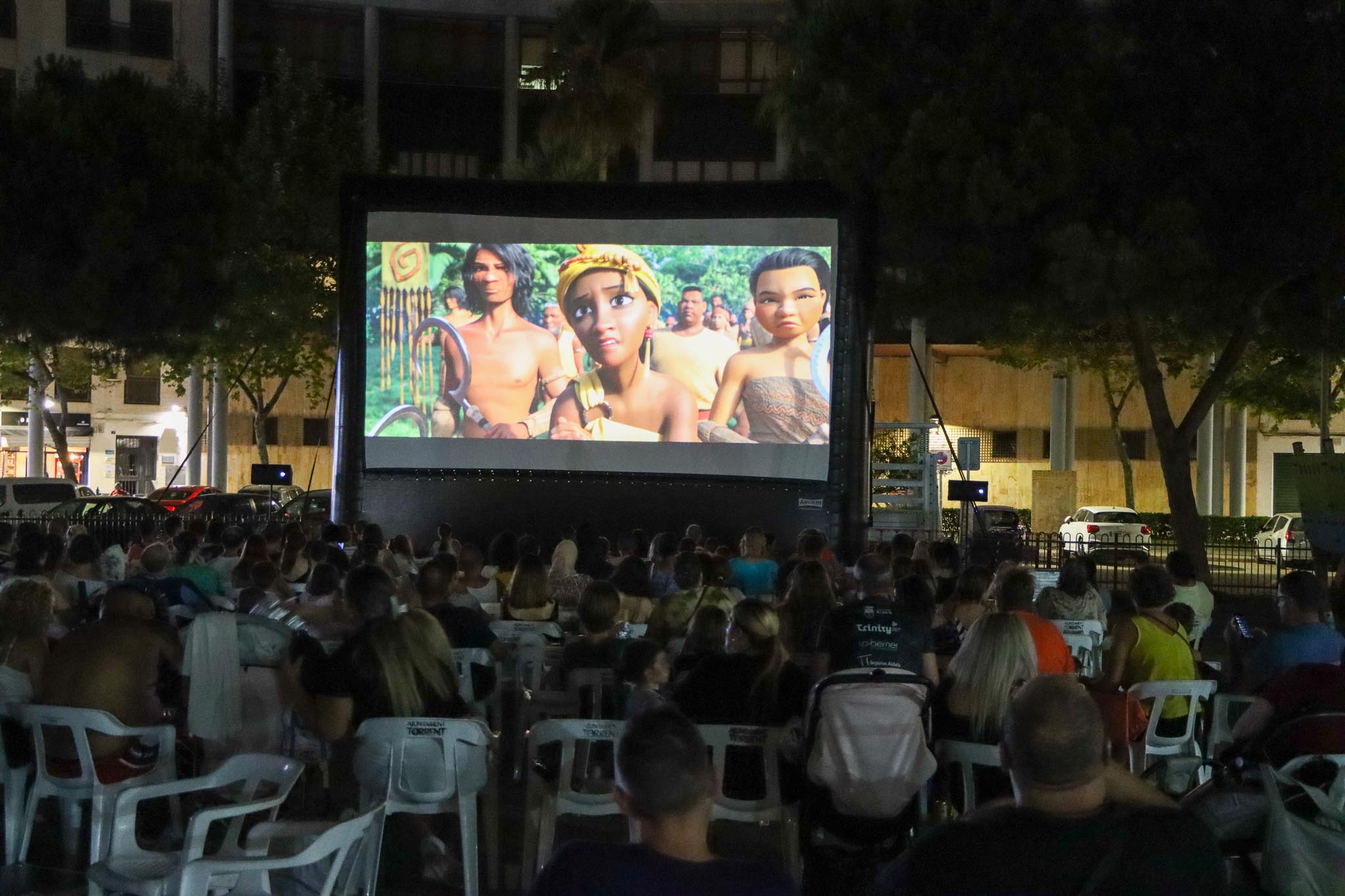 ‘Cinema a la plaça’ prolonga la seua programació fins al primer cap de setmana de setembre