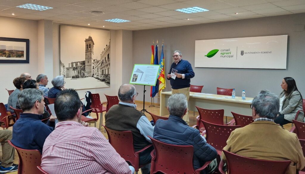 L’Ajuntament de Torrent dona a conéixer als veïns i veïnes els detalls del projecte de la plaça de Sant Pasqual