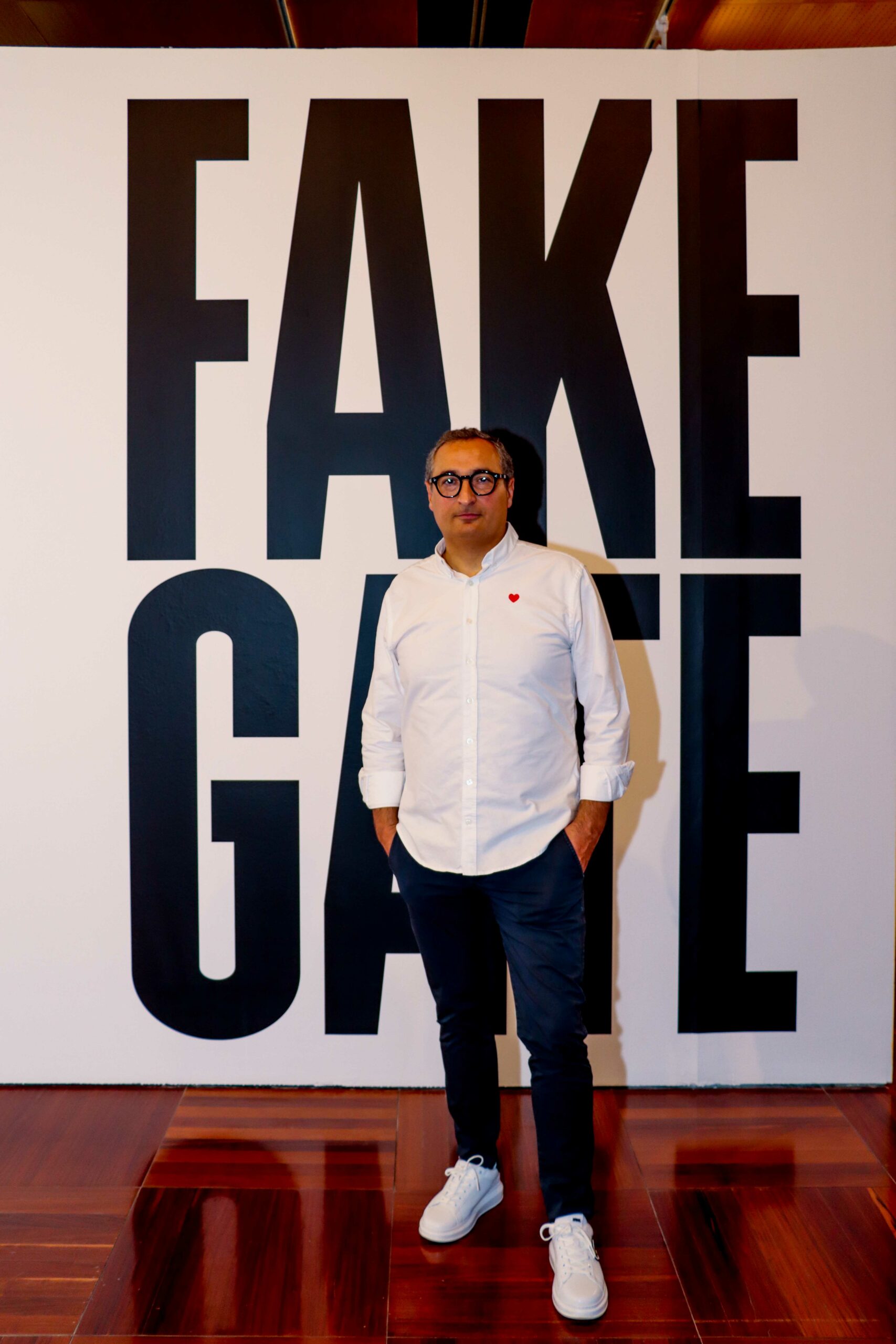 El EMAT acoge la exposición ‘Fake Gate’, del artista torrentino Eugenio Simó