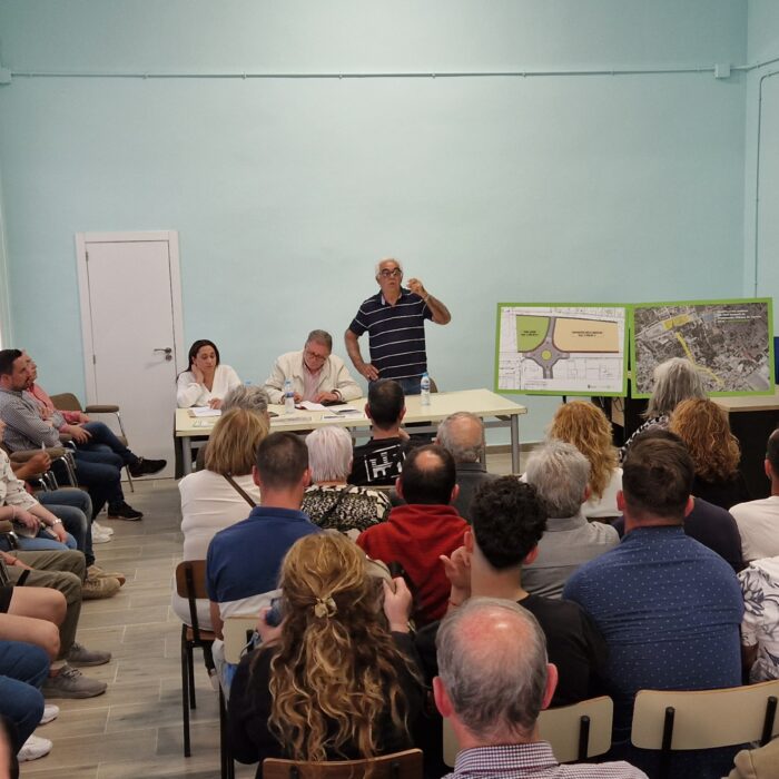 El Ayuntamiento de Torrent explica a los vecinos y vecinas el proyecto de renovación del barrio San Gregorio