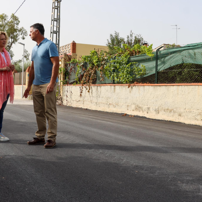 El Ayuntamiento mejora el acceso vecinal en calle Lanzarote de la Colonia Buenavista