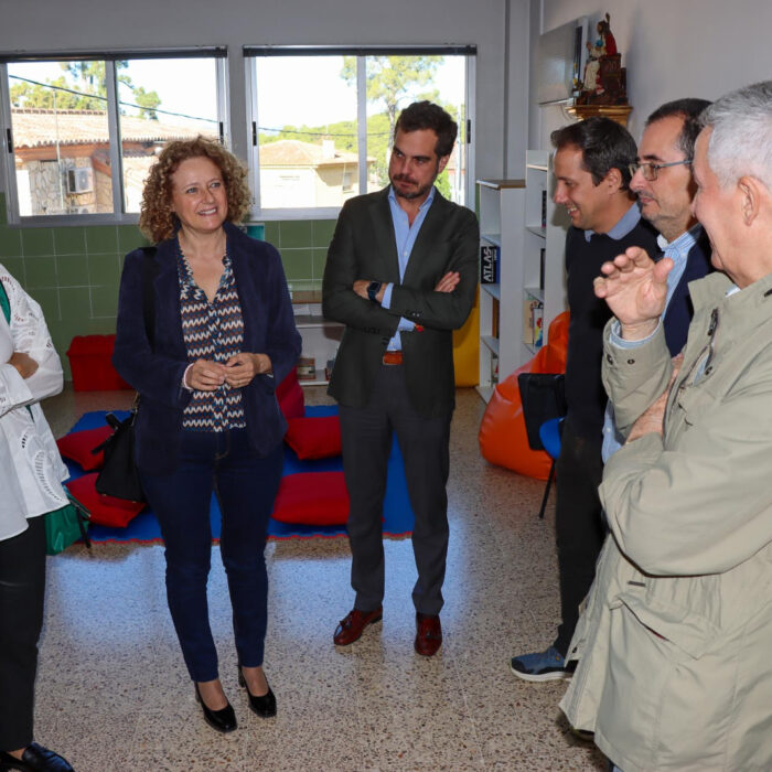 Folgado y Alonso del Real comparten pupitre con los alumnos del Colegio Madre Petra