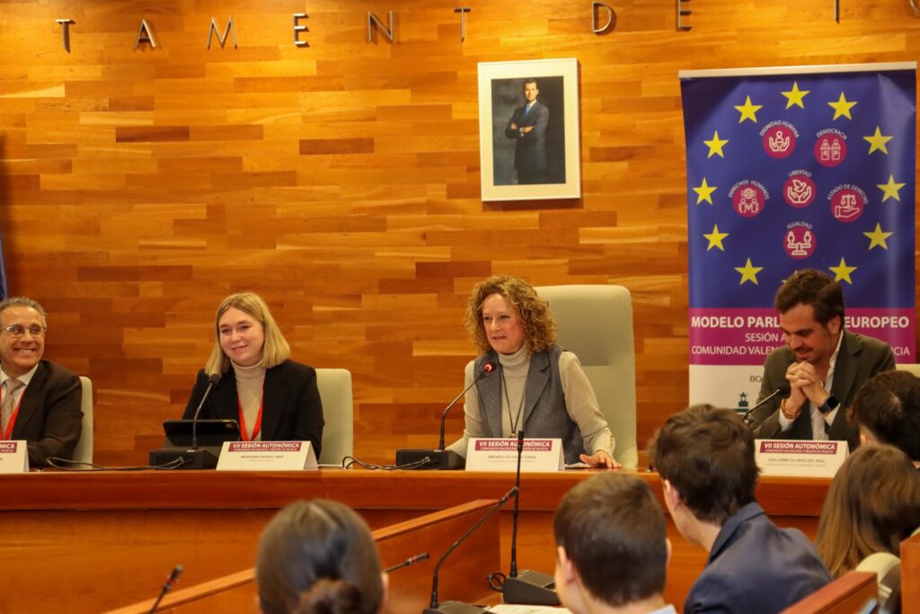 Torrent seu de la VII sessió autonòmica del Model de Parlament Europeu per a Comunitat Valenciana i Murcia