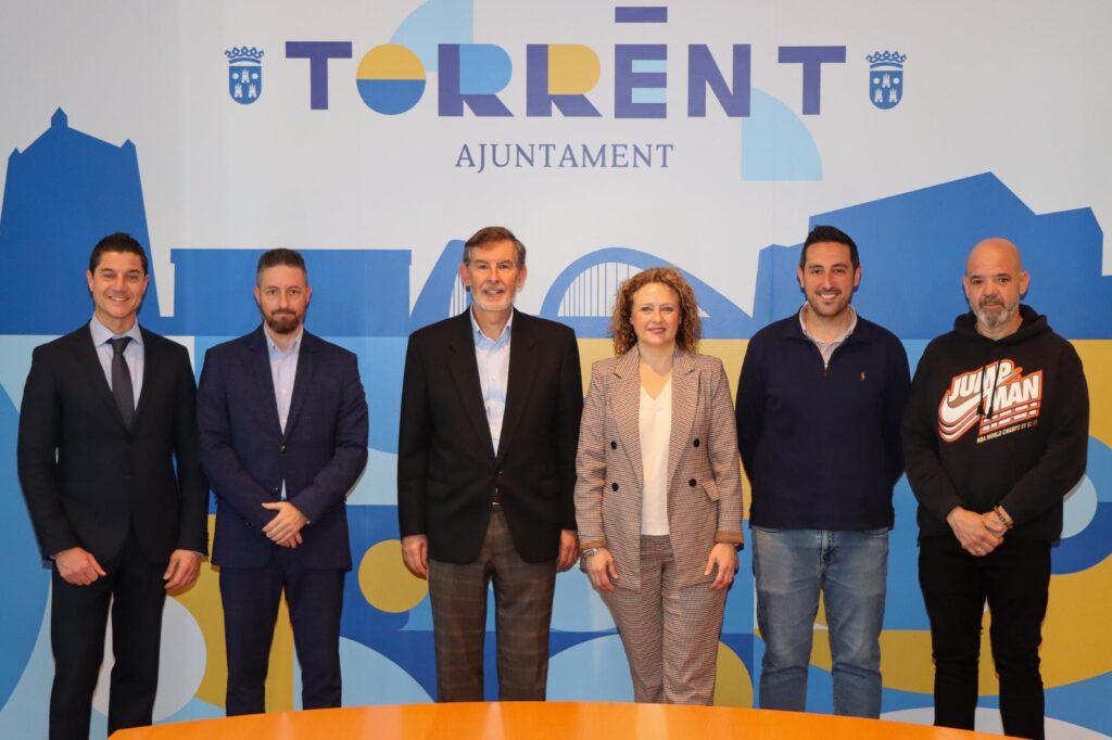 Caixa Popular colaborará con la JLF y el Ayuntamiento de Torrent