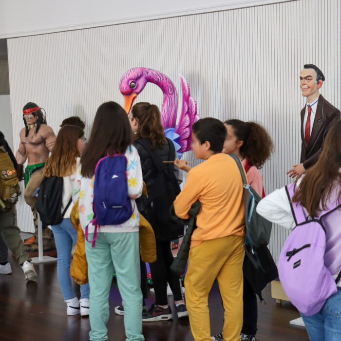 Más de 2.000 escolares han visitado la Exposición del Ninot de Torrent