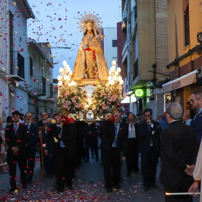 Torrent vive con emoción las fiestas en honor a la Virgen de los Desamparados