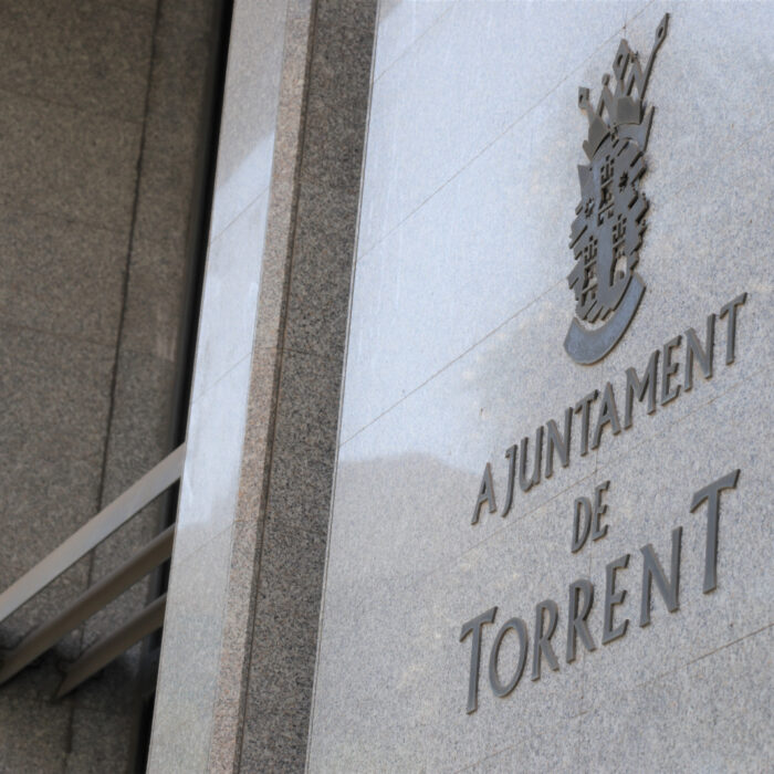 Torrent conmemora el 45 aniversario de la Constitución de los Ayuntamientos Democráticos