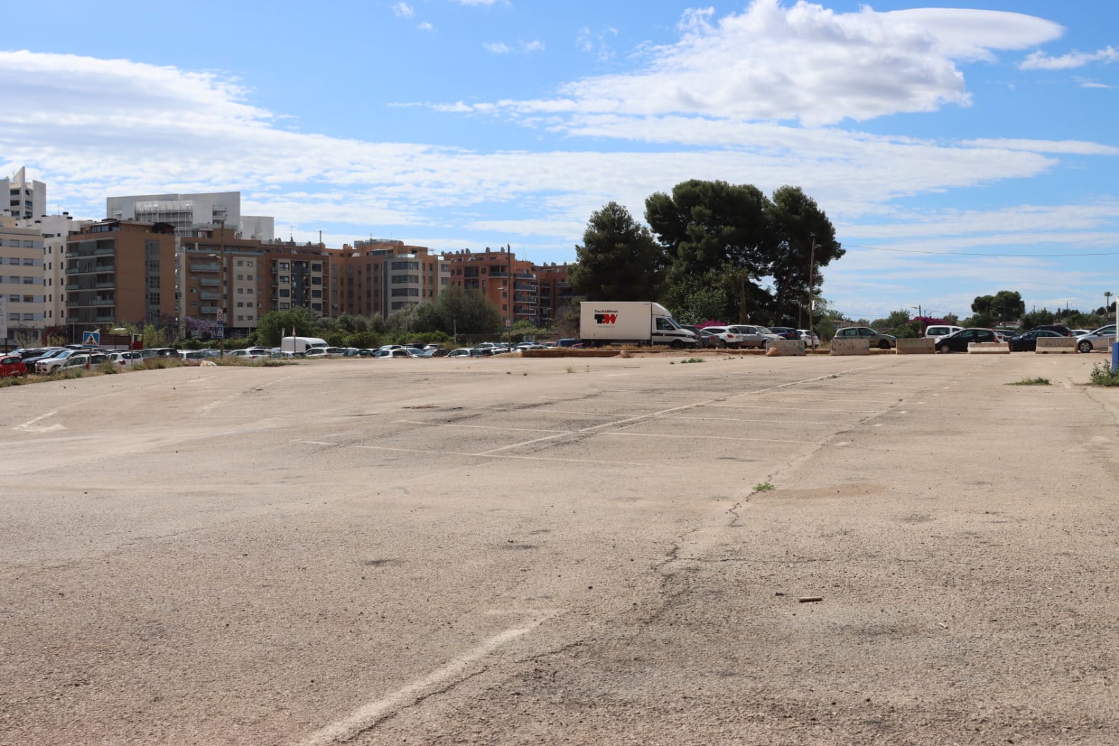 El Ayuntamiento de Torrent anuncia la reapertura del aparcamiento en superficie junto a los actuales Juzgados