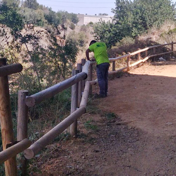 Torrent continúa trabajando en la puesta a punto del Sendero del Reg Mil·lenari del Barranc de l’Horteta