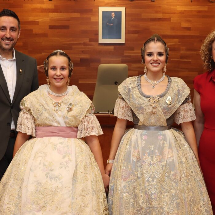 Alicia Moreno Jiménez y Ana Barberá Palop, son proclamadas oficialmente Fallera Mayor y Fallera Mayor Infantil de Torrent 2025