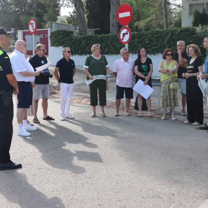 La alcaldesa visita las intervenciones de mejora y adecuación del Camí de la Mala Pujà