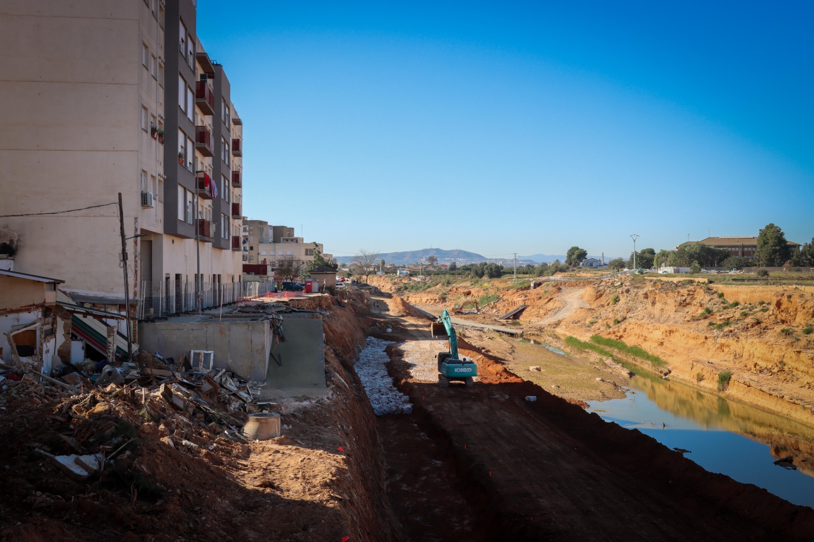 Torrent avança els treballs de reconstrucció en el barranc de Poio i el carrer Barranc de l’Horteta en el Xenillet