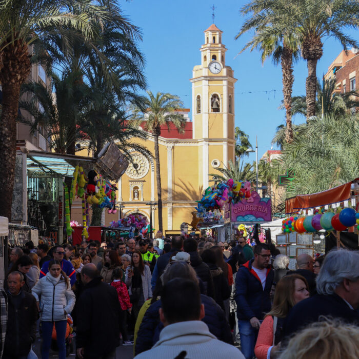 Torrent espera miles de visitantes para disfrutar de l’Entrada de la Flor, el porrat de Sant Blai y la II Feria del Chocolate