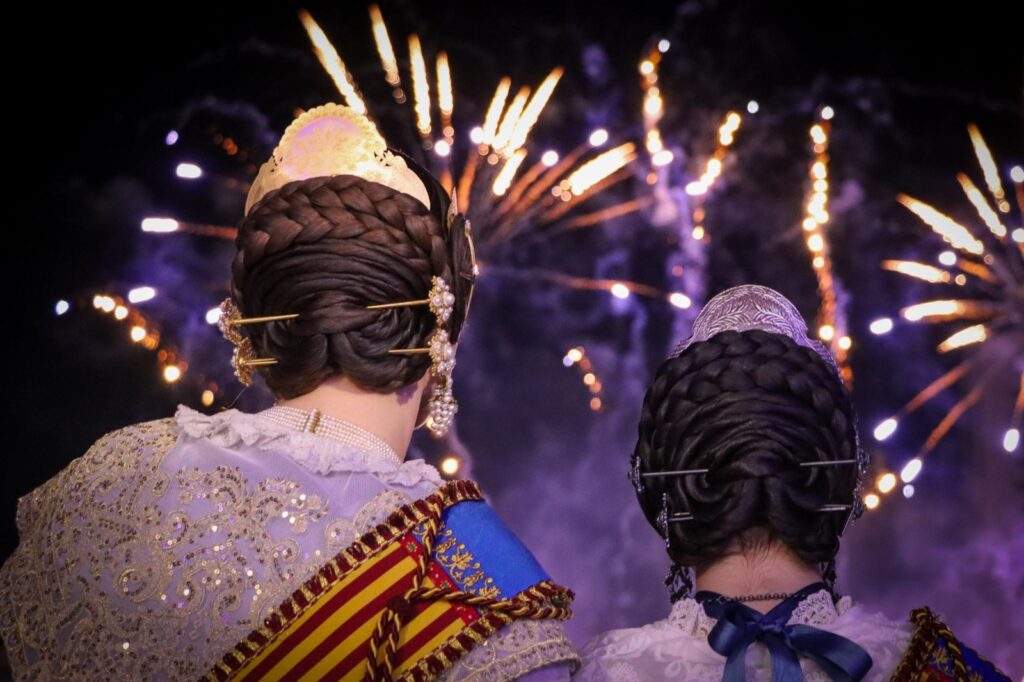 L’Arribada del Foc tornarà a il·luminar Torrent amb un espectacle pirotècnic dels Germans Caballer