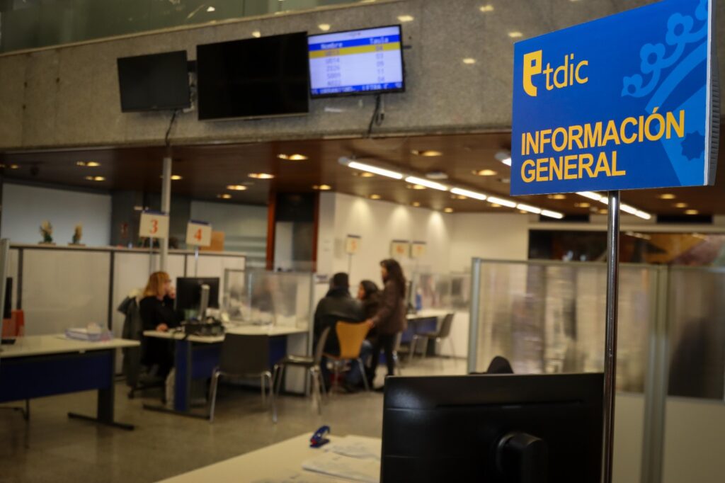 La Oficina de Atención al Ciudadano de Torrent consolida su excelente funcionamiento con más de 64.000 gestiones presenciales y cerca de 50.000 personas atendidas, en el último año