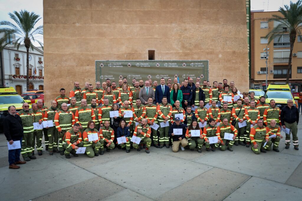 Torrent acoge el acto provincial de reconocimiento y consideración de las Brigadas Forestales como Bombero/a Forestal Torrent acoge el acto provincial de reconocimiento y consideración de las Brigadas Forestales como Bombero/a Forestal