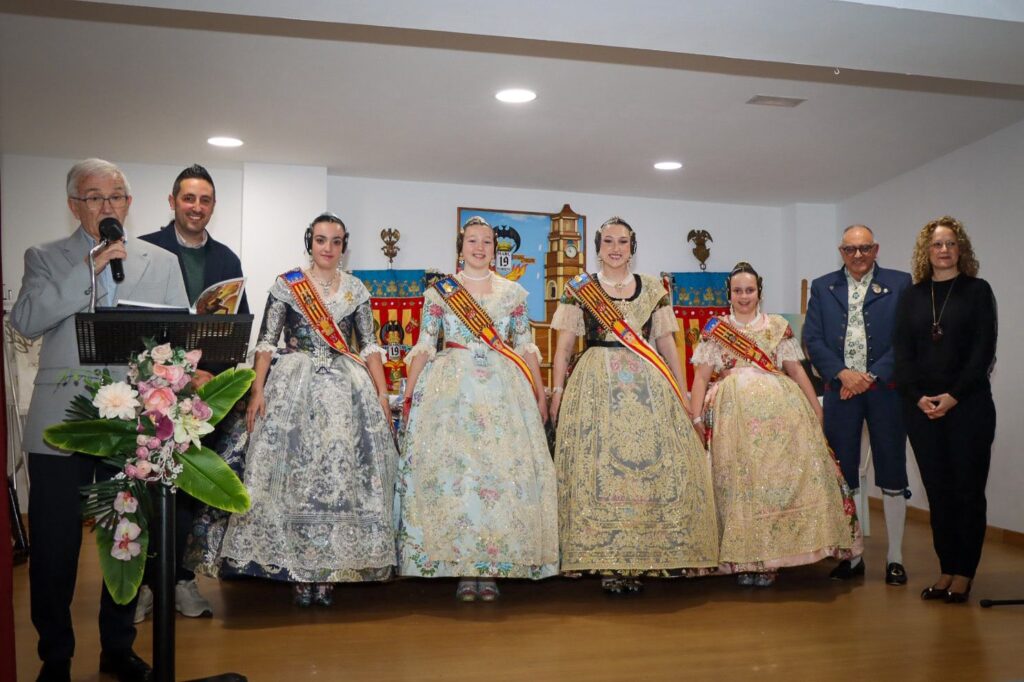 Torrent celebra el 50 aniversari dels Jocs Florals de la Falla Ramón y Cajal amb el lliurament de premis de la seua històrica cita literària