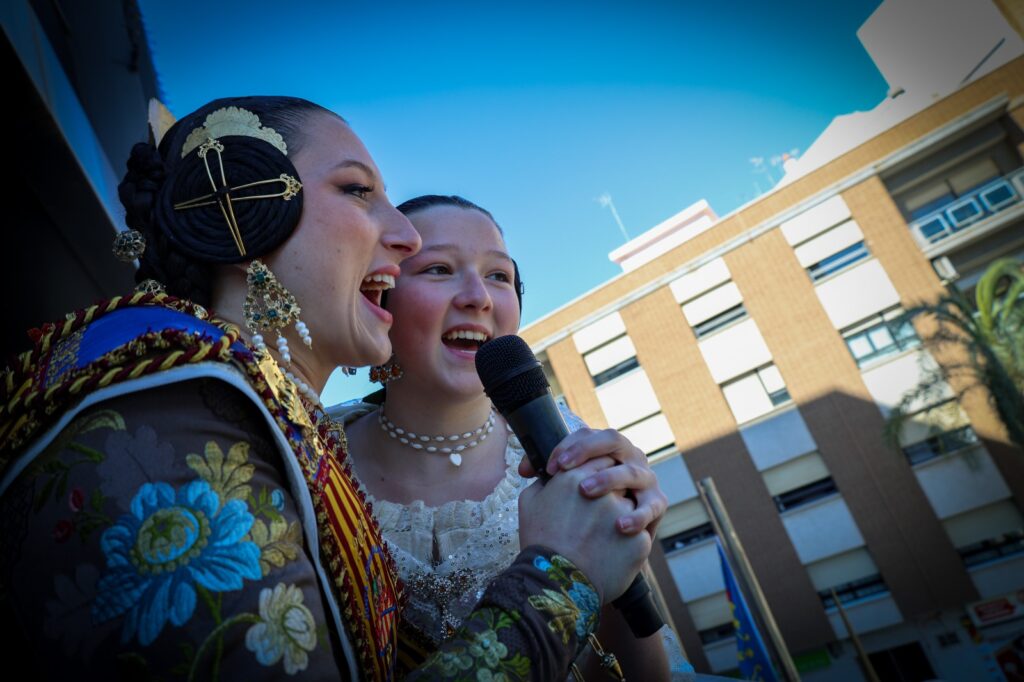 Torrent es prepara per a viure l’Ofrena a la Verge dels Desemparats