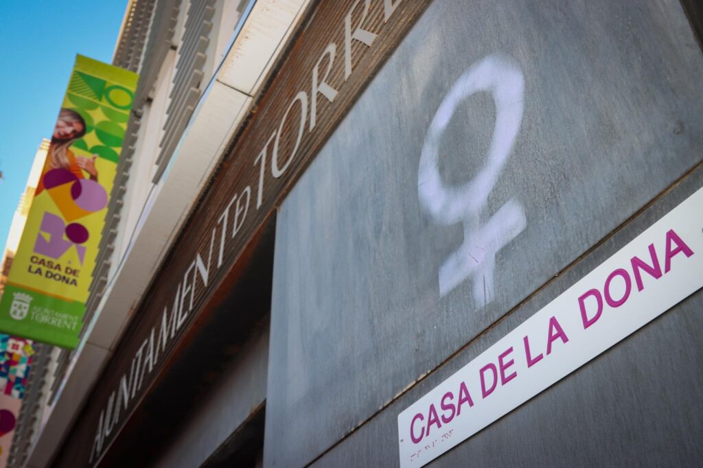 Torrent impulsa una completa programació d’activitats a la Casa de la Dona per al trimestre maig-juliol 2026