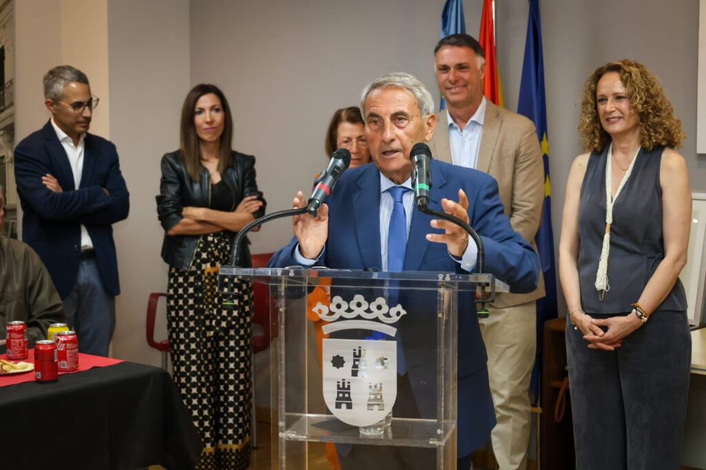 Vicent Simó ‘Cucala’ recibe el reconocimiento de Llaurador de l’Any 2026 en un emotivo homenaje del Consell Agrari Municipal de Torrent