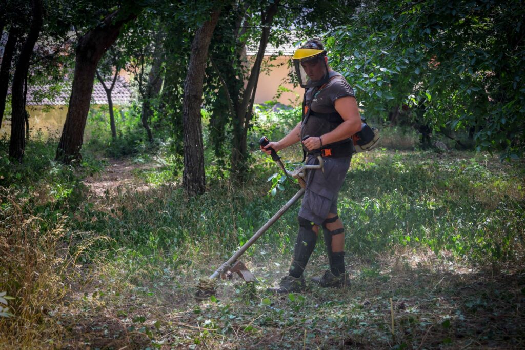 La Brigada Forestal Permanente de Torrent intensifica las labores de prevención de incendios