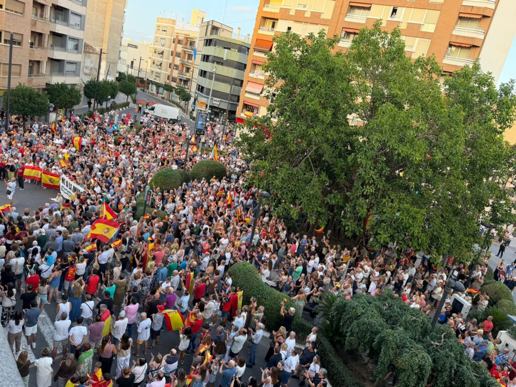 Torrent mostra la seua solidaritat amb Ceuta i se suma a la crida dels ajuntaments d’Espanya: “Ceuta no està sola”